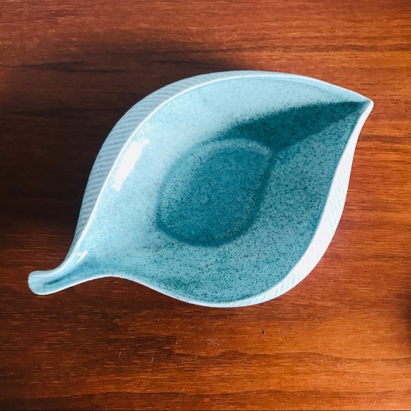 Vintage mid century modern redwing leaf bowl/ dish - Picture 8 of 11